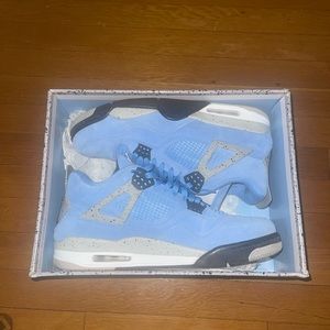 Air Jordan 4 Powder Blue